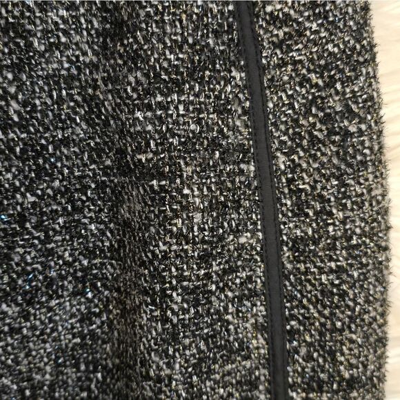 JCREW Pencil Skirt - Picture 2 of 5